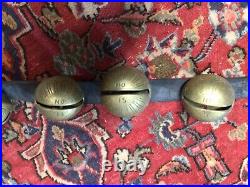 15 ANTIQUE GRADUATING ETCHED BRASS SLEIGH BELLS w BROWN LEATHER HORSE BELT