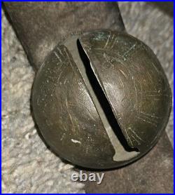 7 ANTIQUE GRADUATED BRASS SLEIGH Christmas Horse BELLS ON LEATHER STRAP 58