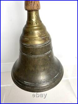 ANTIQUE BRASS HAND HELD SCHOOL BELL Dinner Nell WITH WOODEN HANDLE 10H