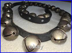 ANTIQUE HORSE SLEIGH BELLS EARLY 1900S-OVER 6 FT LONG LEATHER STRAP With 30 BELLS