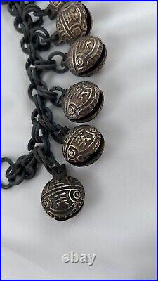 Antique 11 Chinese Brass Bells On Chain, Feng Shui, Livestock Chain Of Bells