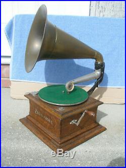 Antique 1907 Zon-O-Phone Zonophone Phonograph With All Brass Bell Horn