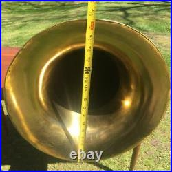 Antique Accepted Standard Amplifying Horn Large 42 Long Brass Bell Phonograph