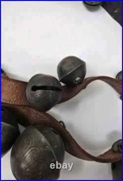 Antique Christmas Horse Sleigh Bells 20 Leather Strap Vintage Brass Graduated