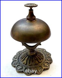 Antique Counter Desk Reception Ringing Bell in Brass withFlower Top, 1900 (CM1970)