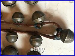 Antique Graduated Brass Sleigh Bells 90 40 Leather Horse Christmas Chimes