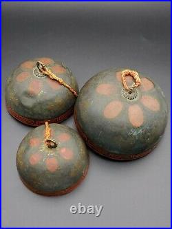 Antique Japanese Lacquer Copper Wind Chimes Gong Bell Painted Artwork