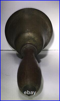 EARLY-MID 19TH C AMERICAN ANTIQUE BRASS BELL WithLATHE-TRND/INCISED MAPLE WDN HNDL