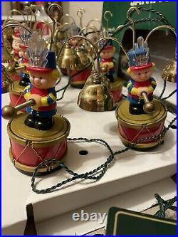 Mr Christmas Santa's Marching Band 8 Soldier Bells Plays 35 Christmas Songs